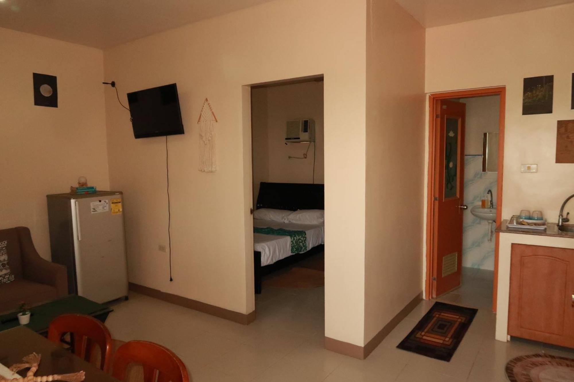 Jo-Cris Apartelle Hotel Lapu-Lapu City Luaran gambar