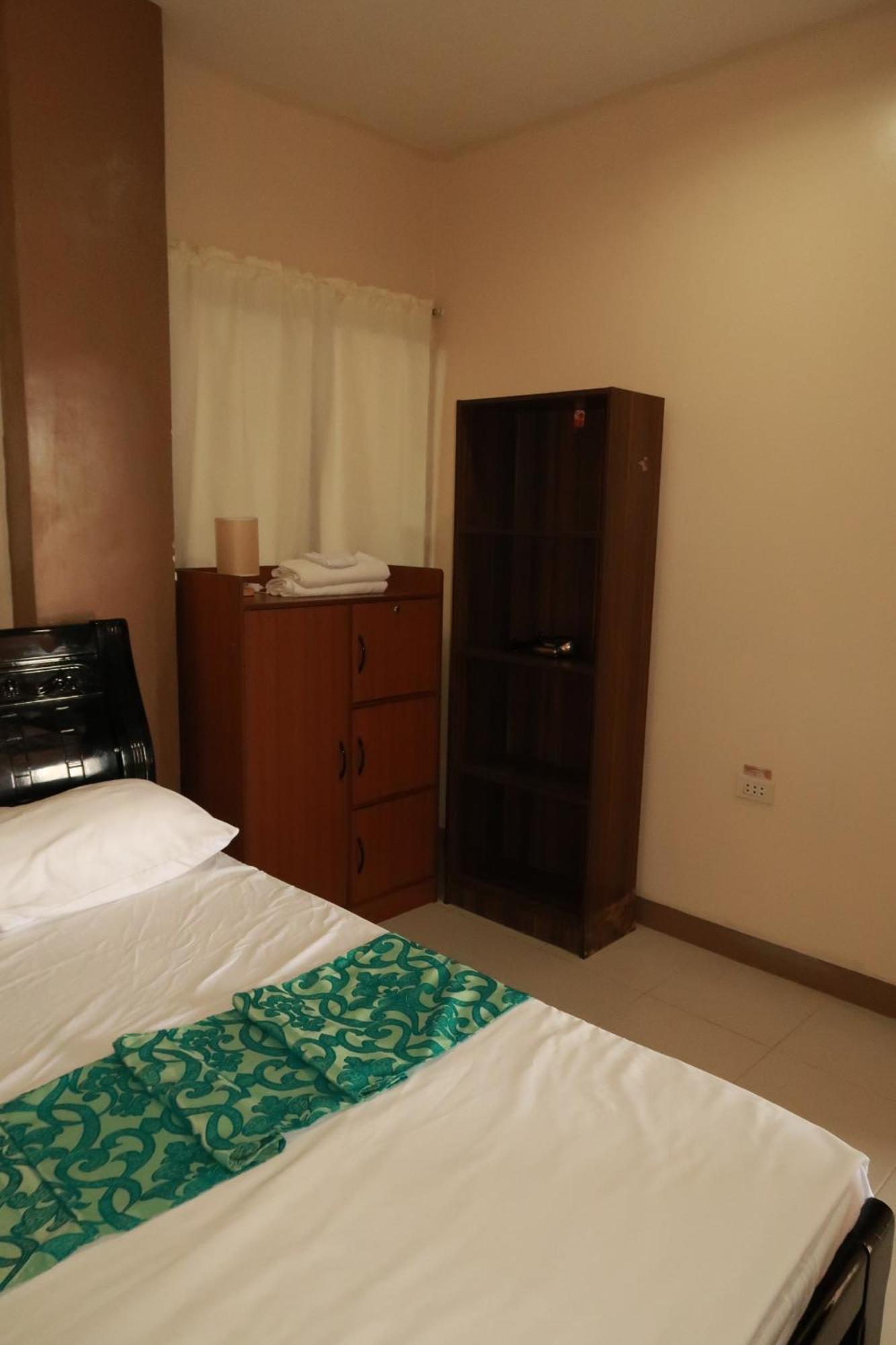 Jo-Cris Apartelle Hotel Lapu-Lapu City Luaran gambar