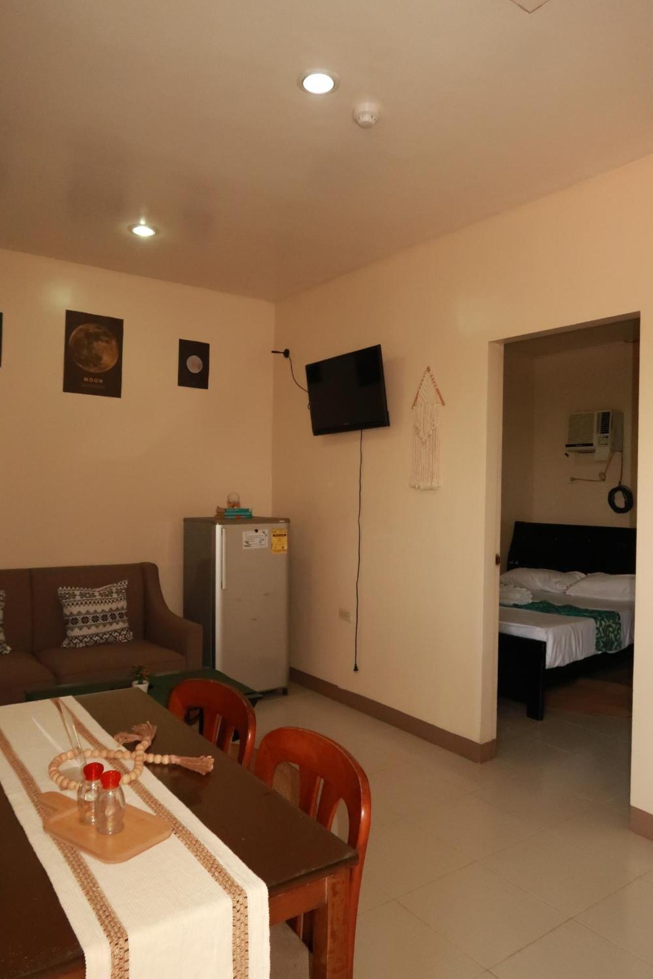 Jo-Cris Apartelle Hotel Lapu-Lapu City Luaran gambar