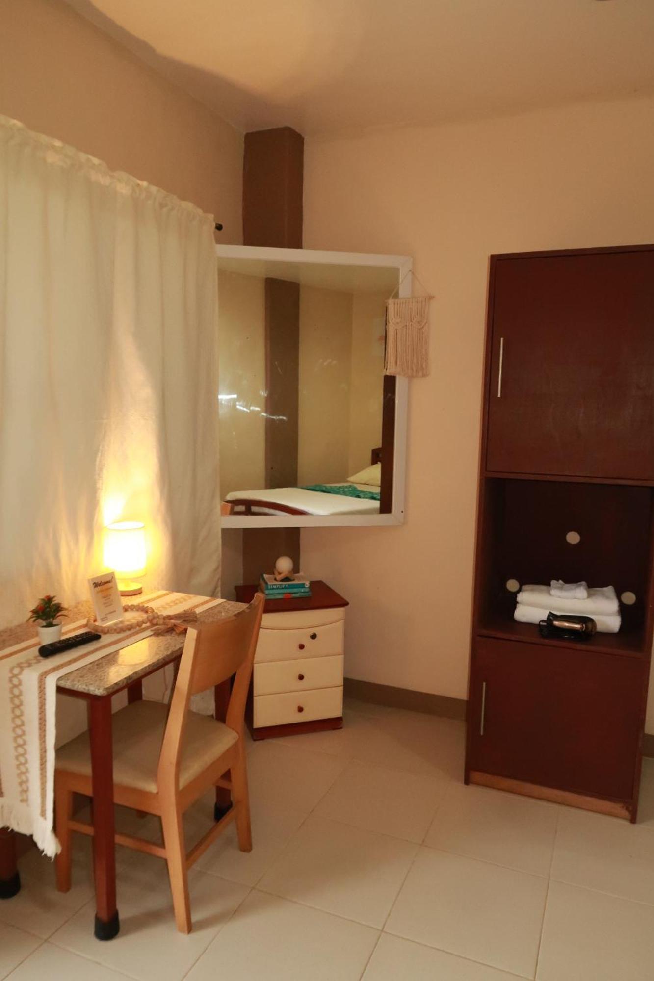 Jo-Cris Apartelle Hotel Lapu-Lapu City Luaran gambar