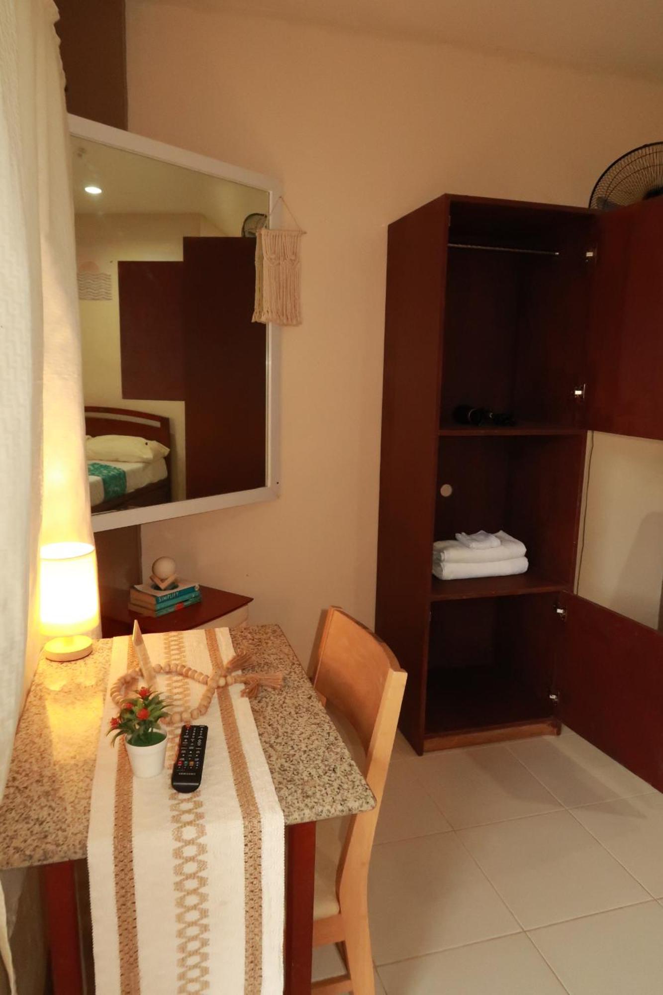 Jo-Cris Apartelle Hotel Lapu-Lapu City Luaran gambar