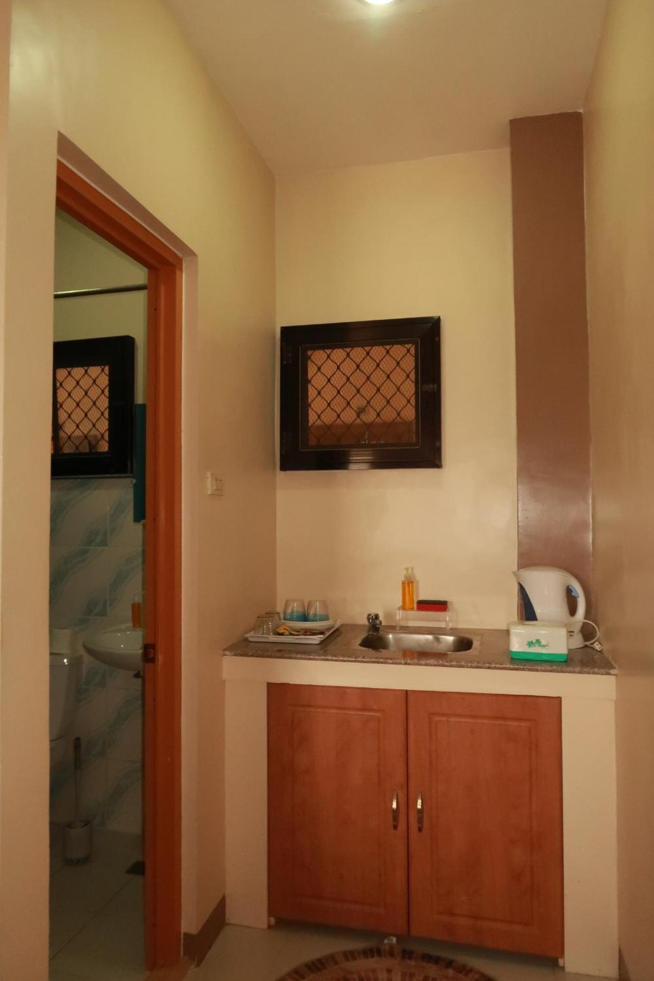 Jo-Cris Apartelle Hotel Lapu-Lapu City Luaran gambar